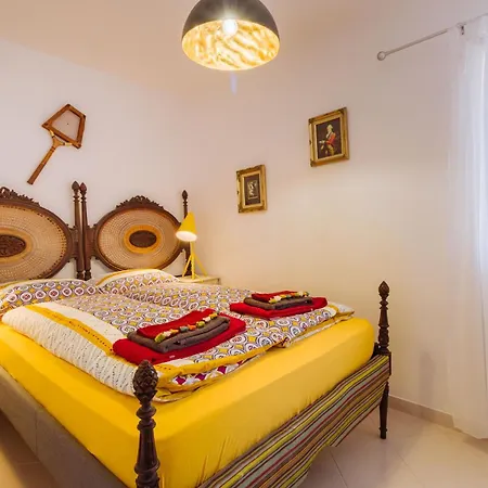 Casa Colorida Vila do Bispo