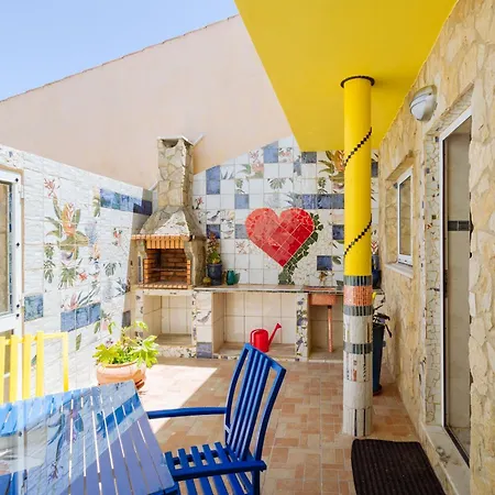 Casa Colorida Apartment *